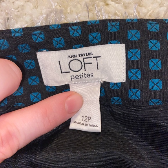 Loft skirt NWOT - Picture 3 of 4